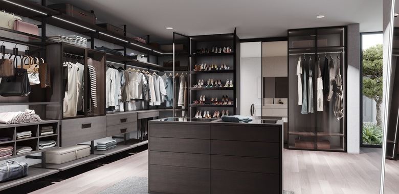 BauCloset walkin closet system from Germany, luxury modern closet, closet design, wardrobe